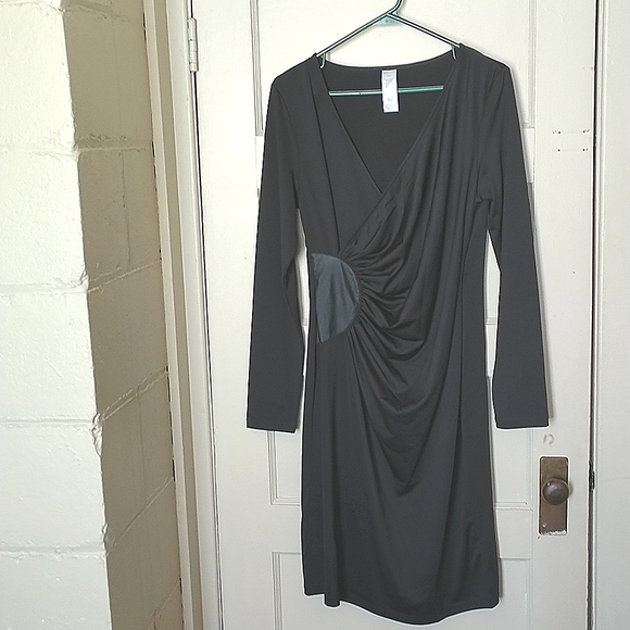 Avon Size M Black Wrap Front Dress With Faux Leather Accent - Picture 1 of 4
